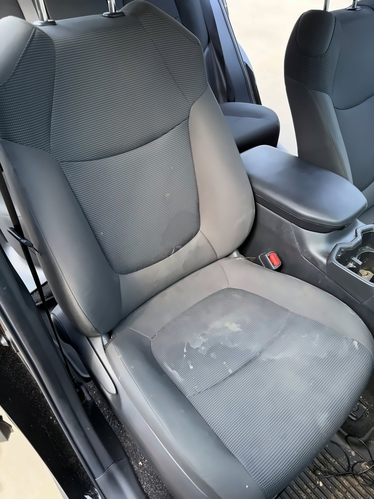 Seat stain extraction before